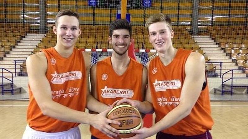 Tadas Sedekerskis (kairėje)