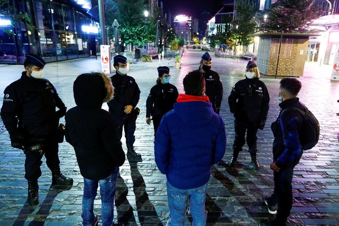 Belgijoje suimti du paaugliai, kaltinami planavus surengti islamistinį išpuolį