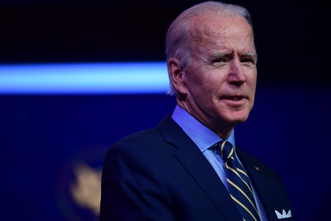 J. Bidenas: D. Trumpo šalininkai Pentagone vilkina valdžios perdavimo procesą
