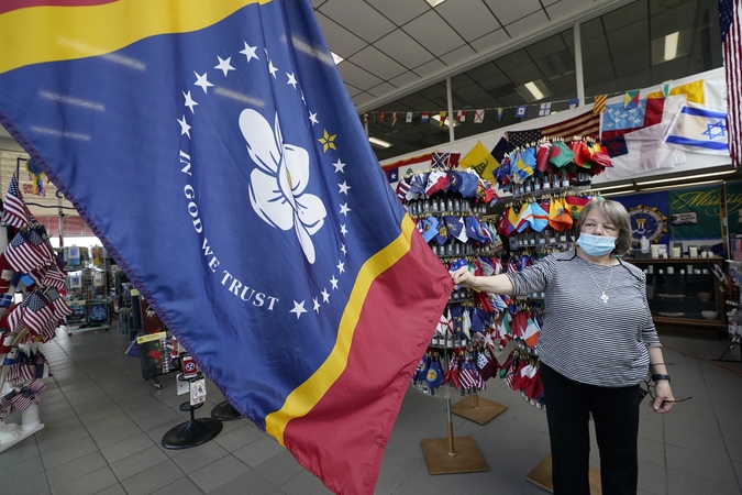 Misisipė nubalsavo už naują valstijos vėliavą be Konfederacijos simbolio
