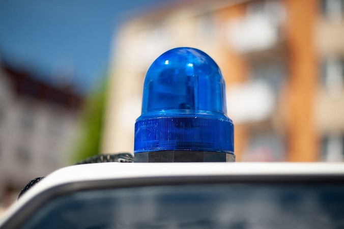 Šimtai žmonių Anglijoje buvo priversti evakuotis iš daugiabučio