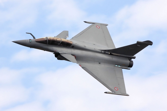 Serbija perka prancūziškus naikintuvus „Rafale“