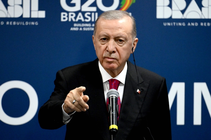 Turkija ragina sunaikinti dvi Sirijoje veikiančias ginkluotas jėgas