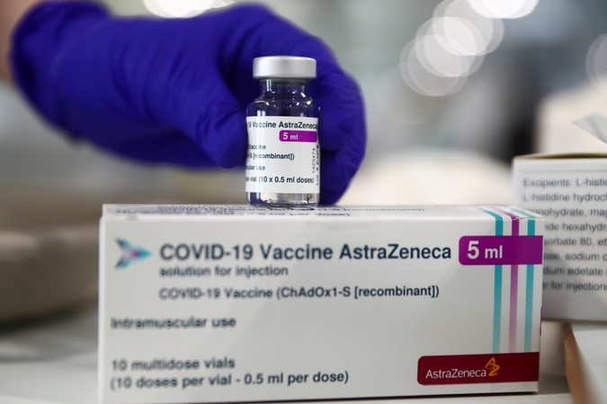 Italijoje aptiktas sandėlis su 30 mln. „AstraZeneca“ vakcinos dozių, greičiausiai skirtų JK