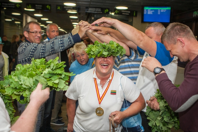 Kauno "Ąžuolo" rankininkės laimėjo pasaulio dirbančiųjų žaidynes!