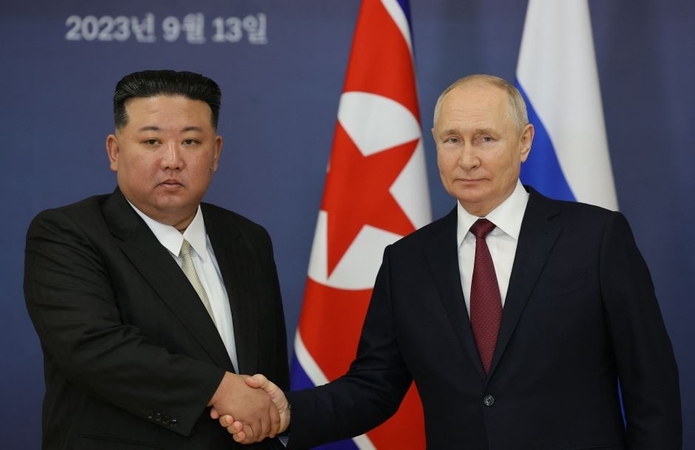 V. Putinas ir Kim Jong Unas aptarė Šiaurės Korėjos piliečio siuntimą į kosmosą