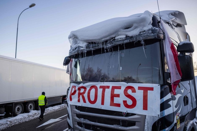 Susitiko Ukrainos ir Lenkijos ministrai: aptars krovinių blokadą prie bendros šalių sienos