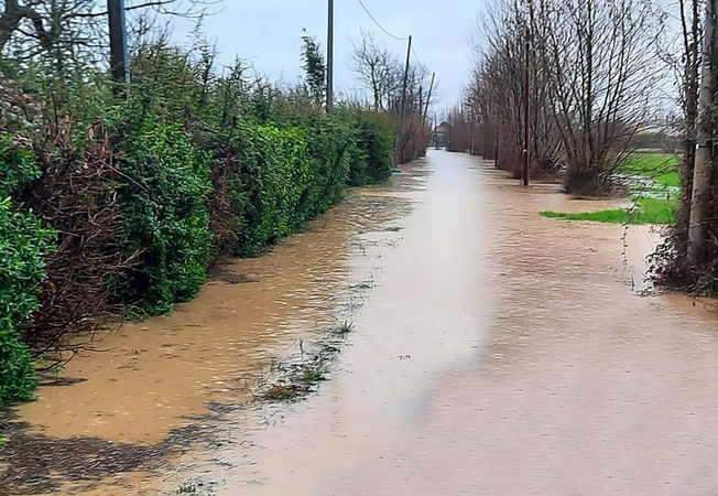 Šiaurės Italiją siaubia nuošliaužos ir potvyniai