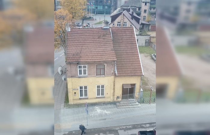 Iki nelaimės – vos vienas žingsnis: uostamiestyje žmonėms ant galvų krenta plytos