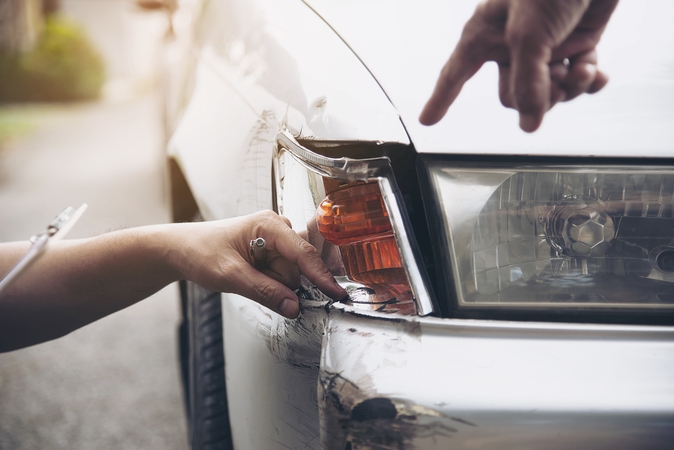 Praėjusią parą šalies keliuose sužeistas 21 žmogus: mirė motociklo vairuotojas