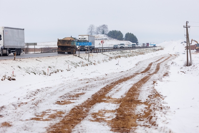 Teismas: Kelių direkcija teisėtai nutraukė sutartis su nepatikima įmone