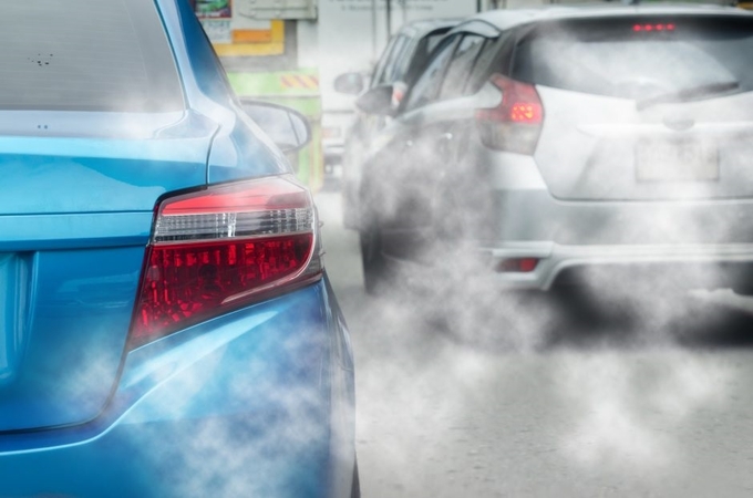 Viceministrė: taršaus automobilio teisę važiuoti siūloma pratęsti iki septynių darbo dienų