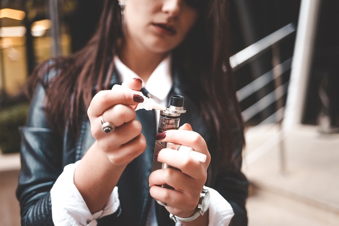 Vaistinėse elektroninėmis cigaretėmis siūloma prekiauti tik gydant priklausomybę
