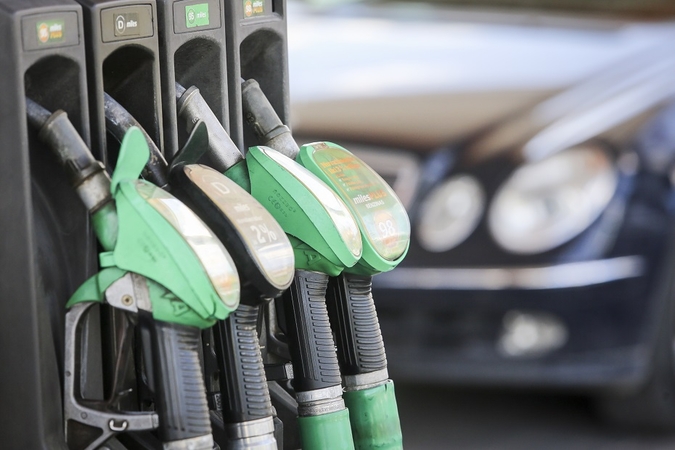 LEA: benzinas ir dyzelinas Lietuvoje per savaitę brango dviem centais 