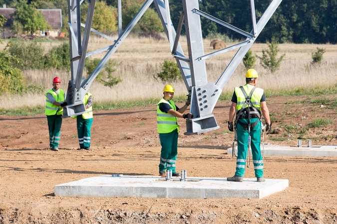 Į tinklų atnaujinimą ESO šiemet investavo daugiau nei 30 mln. eurų