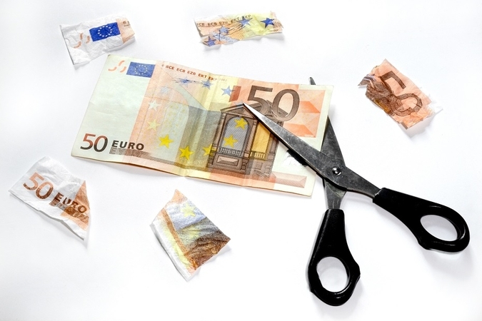 ECB 2024 ir 2025 metams prognozuoja infliaciją – didesnę nei tikėtasi anksčiau 
