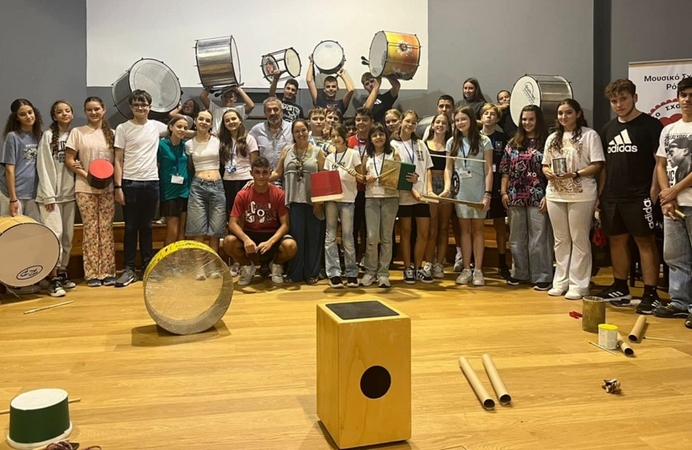 Projektas „Palikime pėdsaką Žemėje: pasaulio muzika augalams“