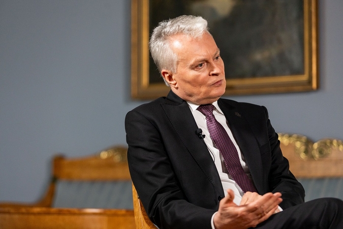 Prezidentas  išreiškė griežtą nuomonę: vien „Sodra“ gyvas nebūsi