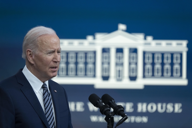 J. Bidenas nurodė pradėti precedento neturintį JAV strateginių naftos atsargų naudojimą