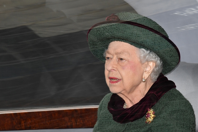 Karalienė Elizabeth II po kelių mėnesių pertraukos dalyvavo viešame renginyje