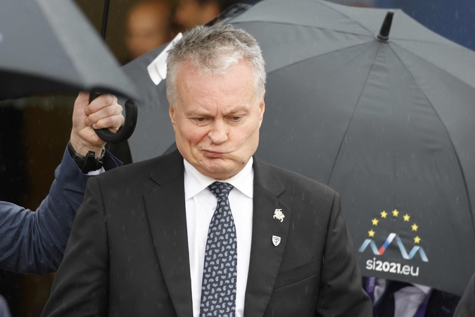 Įžvelgė G. Nausėdos privalumą: pas jį ministrai nedrebina kinkų