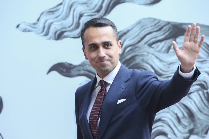 Italijos URM vadovas kritikuoja savo partiją dėl pozicijos karo Ukrainoje atžvilgiu