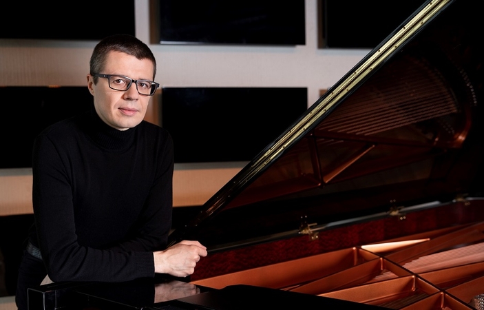 Dmitrijus Golovanovas. 