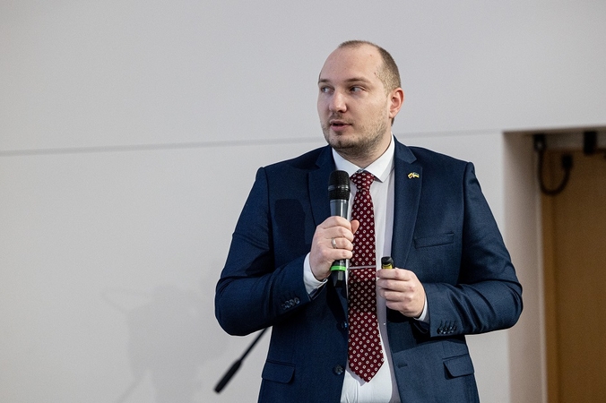 Gintautas Jakštas