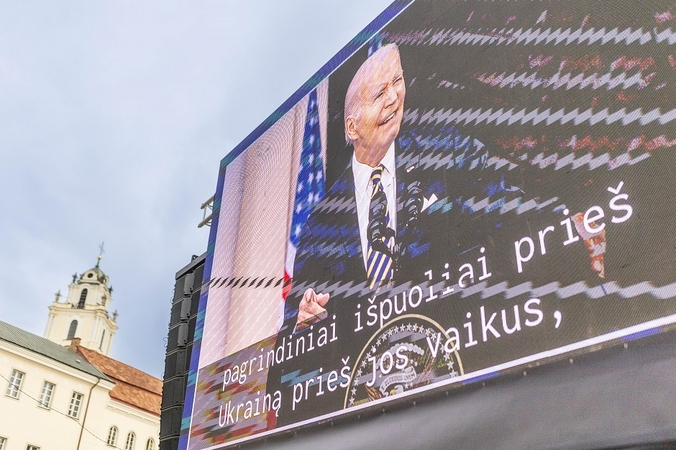 Kariuomenė: didžiausio propagandistų dėmesio liepą sulaukė NATO viršūnių susitikimas 