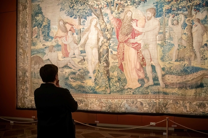 Šimtus metų ir kilometrų įveikusi Žygimanto Augusto gobelenų kolekcija
