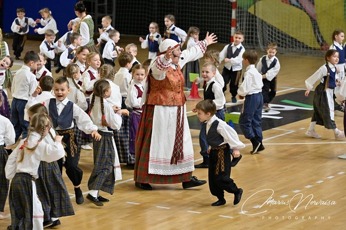 Garliavoje vijurkiškai įsisuko šventė „Šokio ritmu“