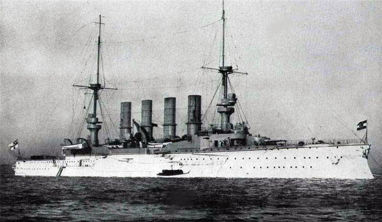 Istorija: grėsmingu laikytas šarvuotas kreiseris „Scharnhorst“.