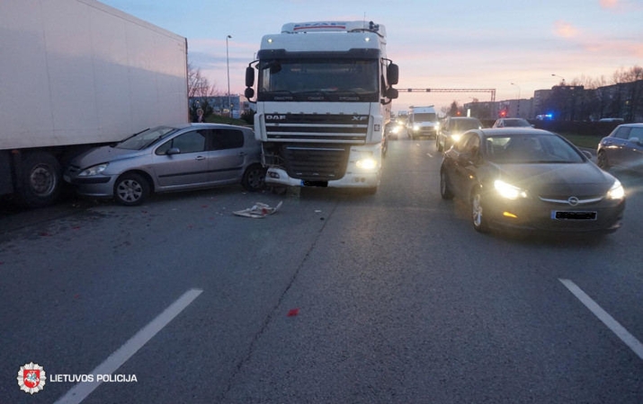 Skaudi avarija Klaipėdoje: nukentėjo nėščioji