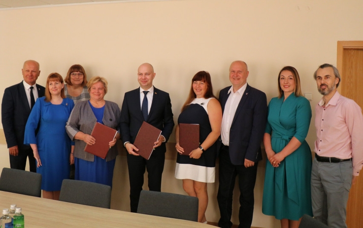 SAM atnaujino kolektyvinę sutartį su dalimi sveikatos  sistemos profsąjungų