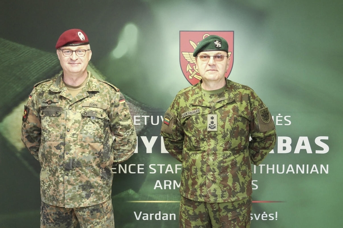 Vokietijos kariuomenės vadas aplankė savo karius Rukloje