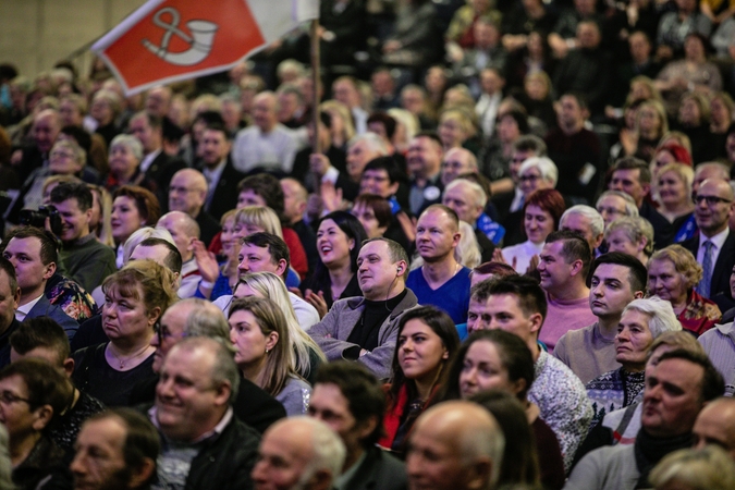 Visos partijos iki spalio 1-osios privalo pateikti narių sąrašus
