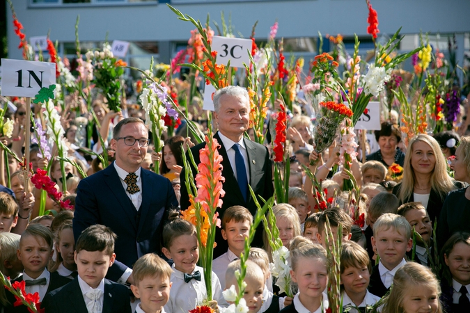 G. Nausėda: mokytojų atlyginimų didinimo tempai – nepakankami