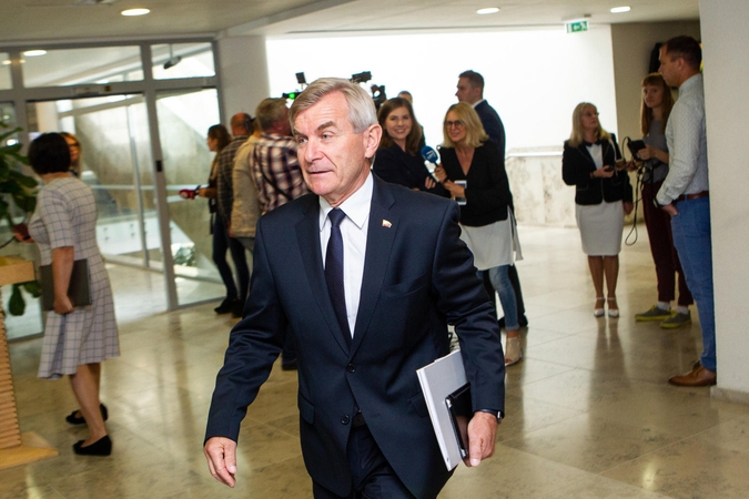 Politologai: vienintelė išeitis iš krizės Seime – pirmalaikiai rinkimai