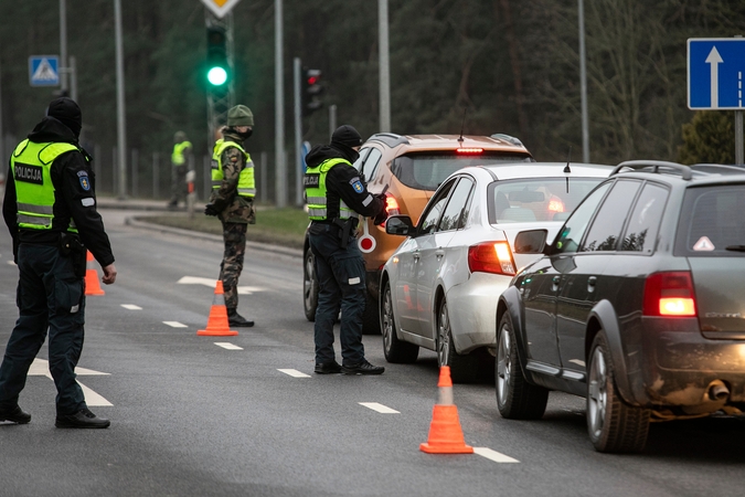 Įspėja gyventojus: „socialiniai burbulai“ taikomi tik tarp žiedinių savivaldybių