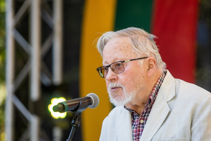 V. Landsbergis: ateis laisvė ir Baltarusijai, ten bus įrašytas S. Šuškevičiaus vardas
