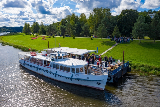 Birštone atidaryta keleivinių laivų prieplauka