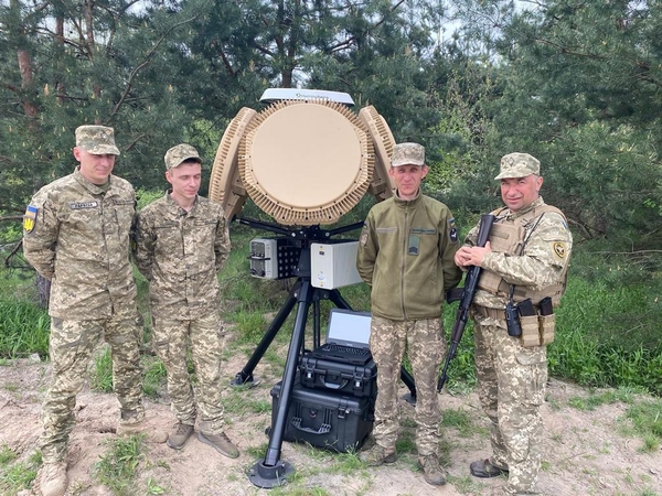 Pirmieji lietuvių nupirkti radarai jau visai netrukus Ukrainoje pradės savo darbą