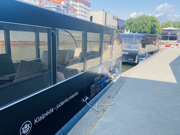 Klaipėdoje pradeda kursuoti vandens autobusas: kelionė kainuos 3 eurus