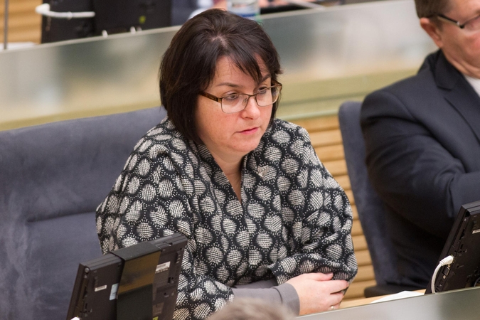 Nepritarė siūlymui mažinti kartelę referendumui dėl Konstitucijos