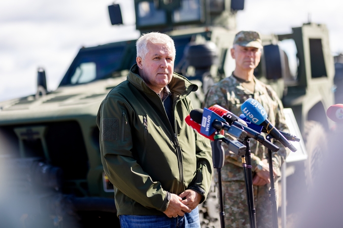 A. Anušauskas ir V. Rupšys lankysis ukrainiečių rengimo misijoje Jungtinėje Karalystėje