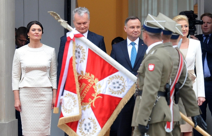 G. Nausėda vyks į iškilmingus renginius Varšuvoje