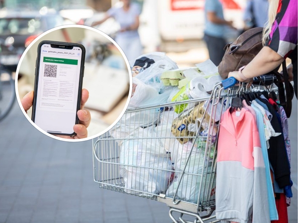 Žmonėms be galimybių paso – ribojimai: užsiveria didieji prekybos centrai, dalis paslaugų