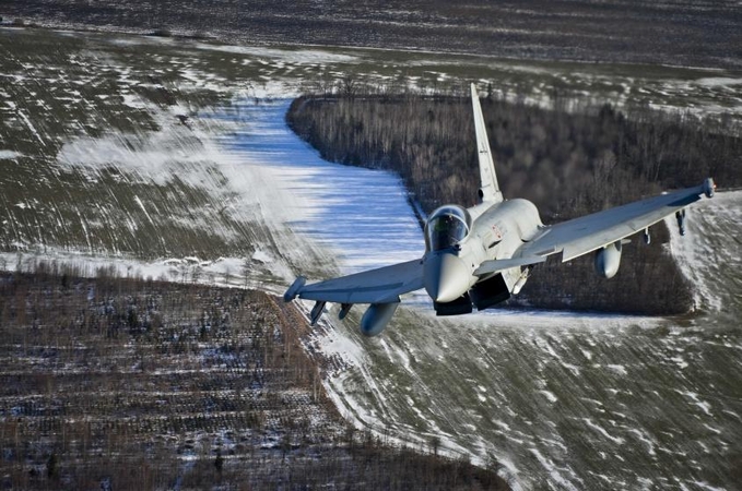 NATO naikintuvai vieną kartą kilo lydėti Rusijos orlaivių