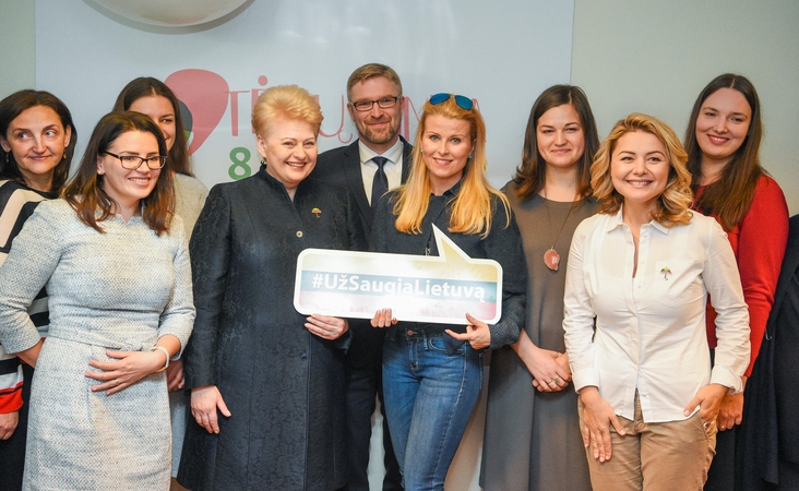 „Tėvų linija“ – pagalbos ranka vaikus auginantiems tėvams