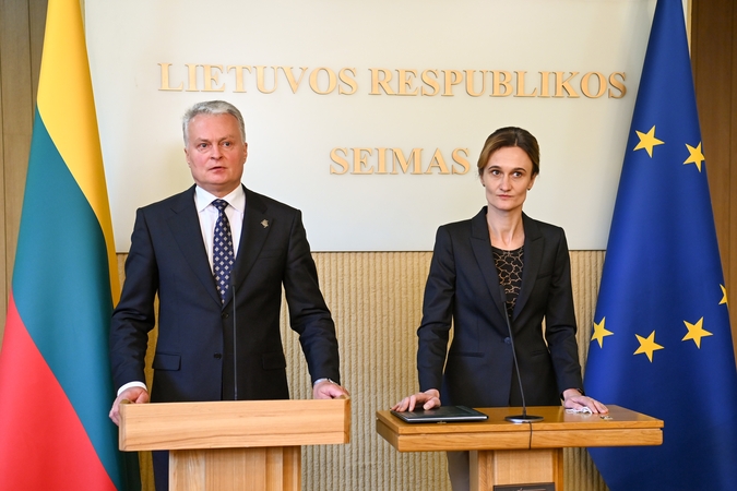 G. Nausėda ragino Seimą jėgą, bizūną ar įstatymų buldozerį pakeisti diskusija
